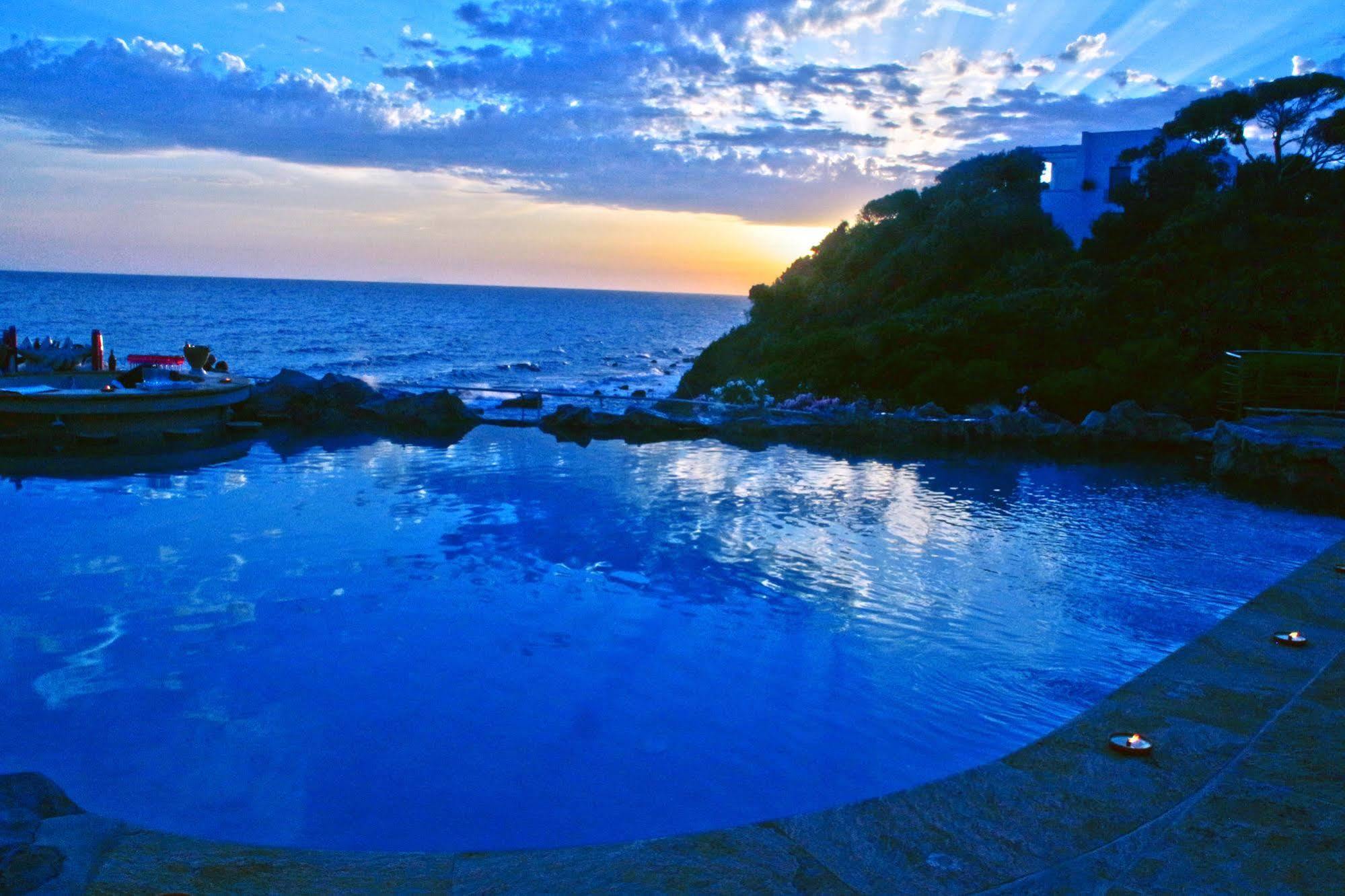 Hotel Villa Margherita Quercianella Exterior photo